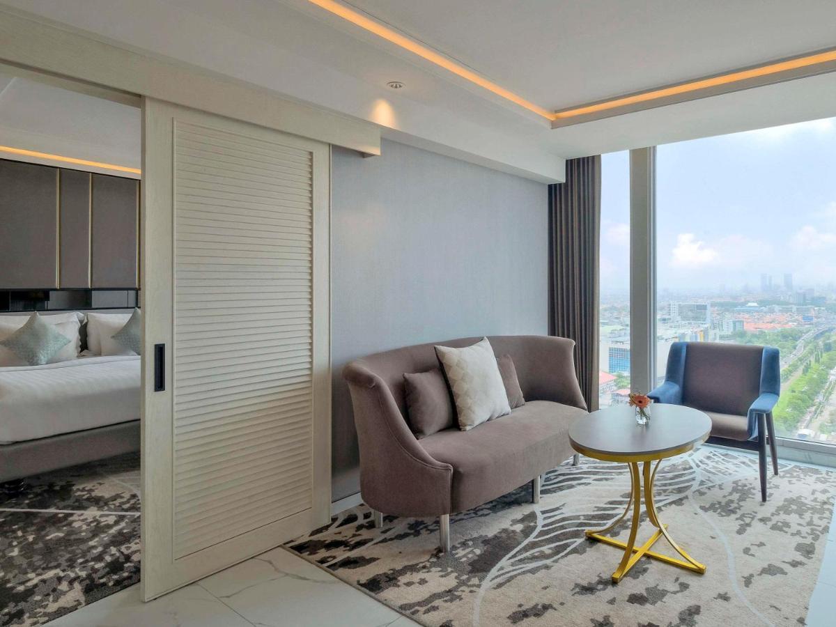 Movenpick Surabaya City Zewnętrze zdjęcie
