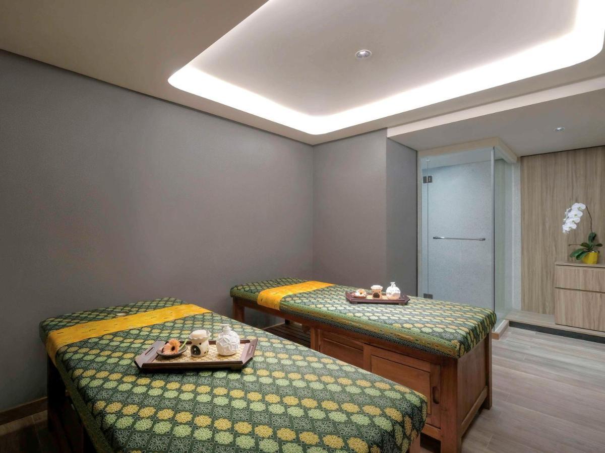 Movenpick Surabaya City Zewnętrze zdjęcie