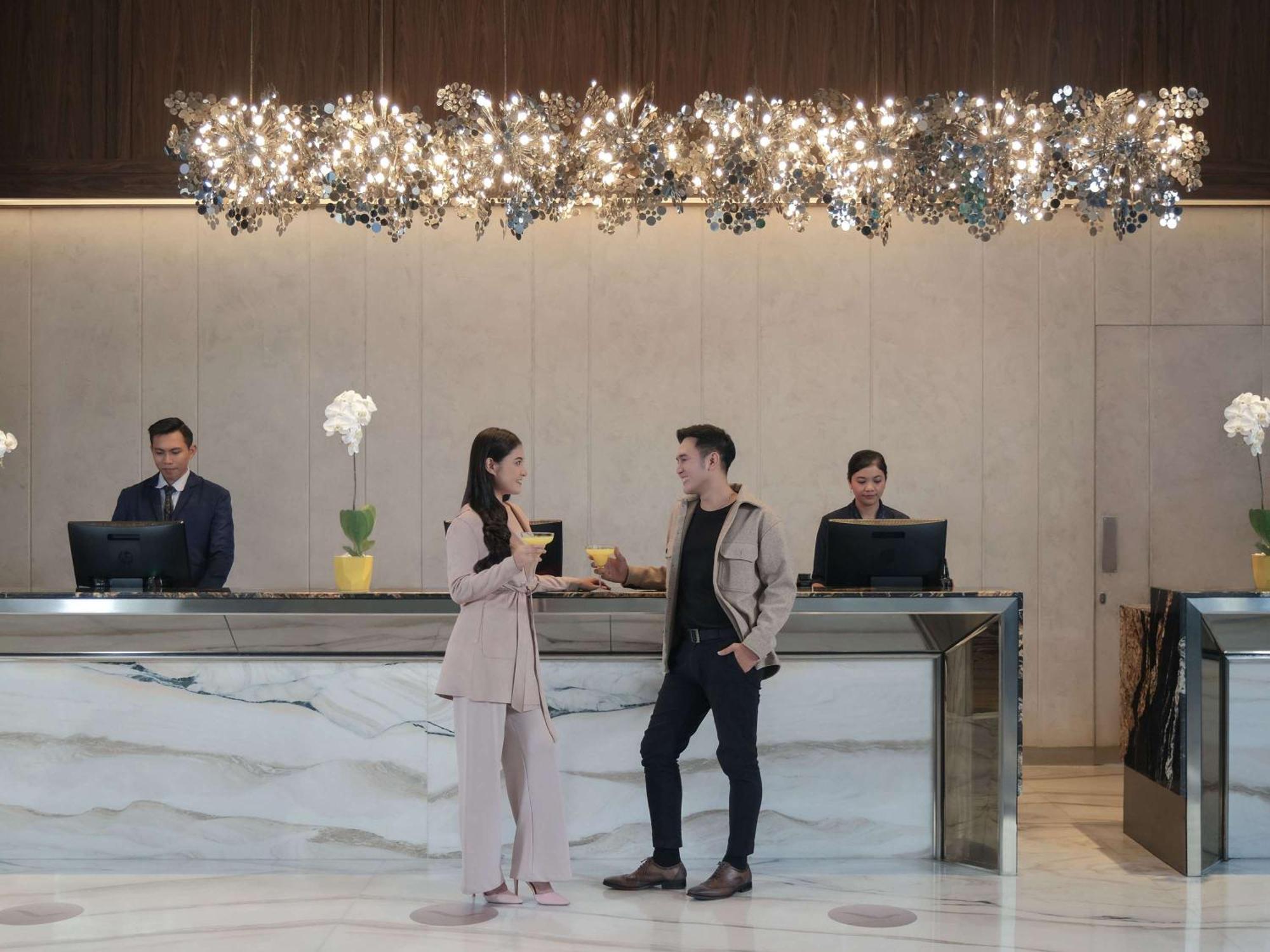 Movenpick Surabaya City Zewnętrze zdjęcie