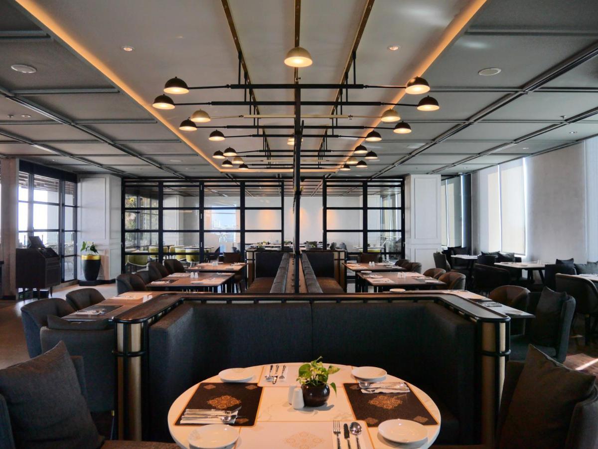 Movenpick Surabaya City Zewnętrze zdjęcie